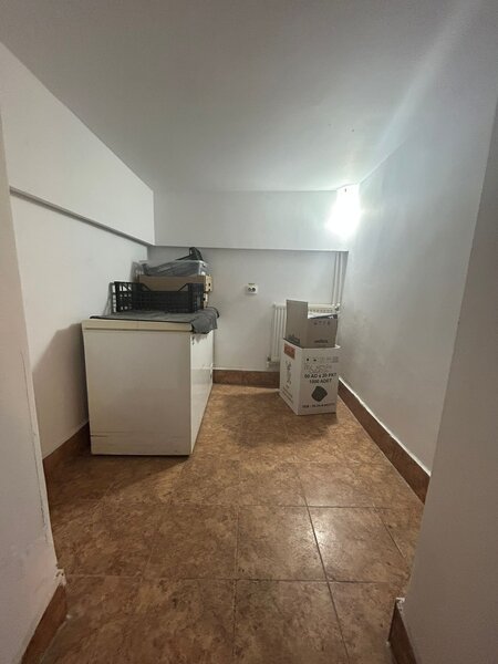 Universitate, Coltei,